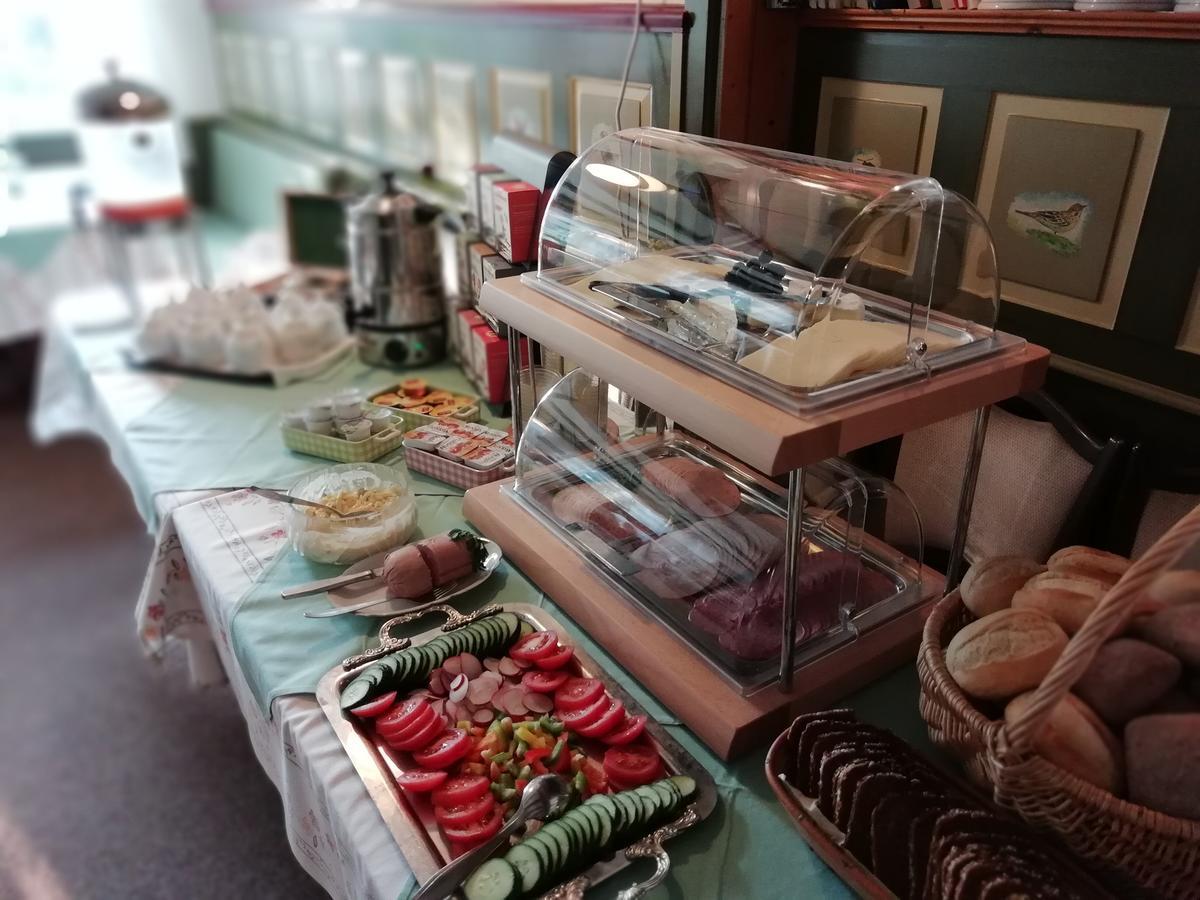 Gasthaus Zum Frohsinn Bosau Luaran gambar